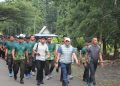 Bupati Tanbu Ikuti Jalan Sehat Bersama Yonif TP 828/BWM