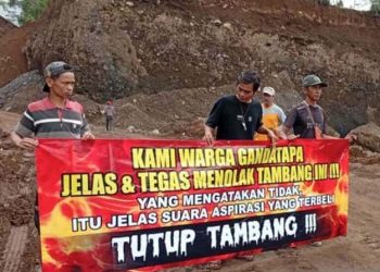 Warga Tolak Aktivitas Tambang di Kaki Gunung Slamet