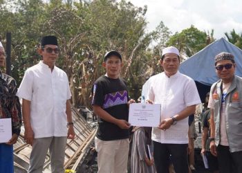 Pemkab Salurkan Bantuan untuk Korban Kebakaran di Desa Galumbang