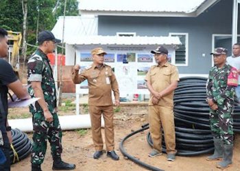 Bupati Tinjau Pembangunan Batalyon Infanteri TP. 884/Saijaan
