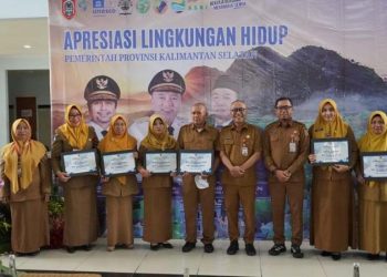 Lima Sekolah Di Tanah Bumbu Raih Penghargaan Adiwiyata