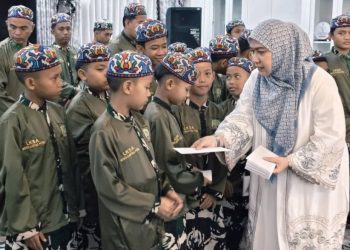 Walikota Lisa Santuni Anak Yatim