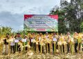 Polres Tabalong Panen Jagung di Desa Kasiau