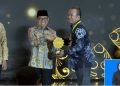 Gubernur Kalsel Terima UHC Awards Kategori Madya