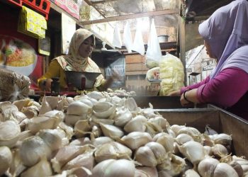 Harga Cabai hingga Bawang Turun