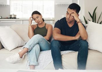 7 Ciri-Ciri Orang yang Diam-Diam Membenci Kita, Perhatikan Gesturnya