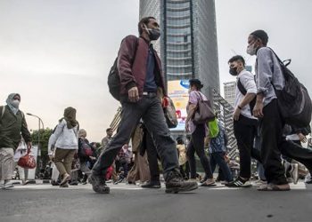 Nestapa Kelas Menengah yang Selalu Terhimpit