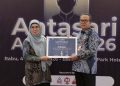 H Muhidin Terima Antasari Award 2026