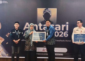 Bupati Kotabaru Raih Antasari Award