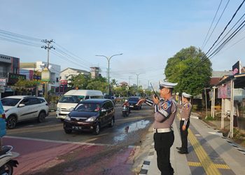 Polantas Atur Lalin di Jam Sibuk