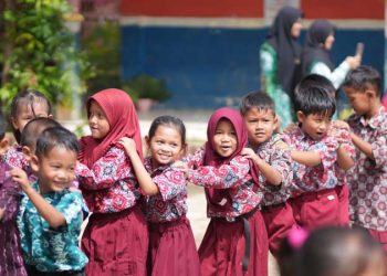 Trauma Healing BPBD Balangan Bantu Pulihkan Keceriaan Anak SD Negeri Tebing Tinggi