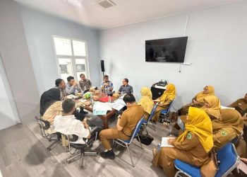 Komisi II DPRD Rapat Kerja Bersama Diskoperindag