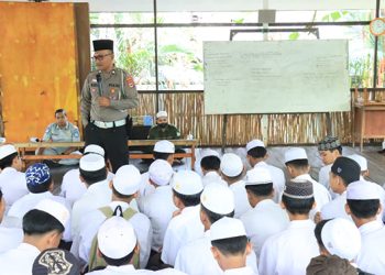 Polresta Sosialisasi Safety Riding di Ponpes