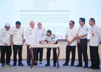 Gubernur Berkomitmen Atasi Banjir di Banua Anam