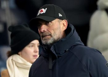 Klopp Diminati Chelsea dan MU