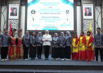 Pemkot Lepas 15 Delegasi Tenaga Kerja dan Penerima Beasiswa ke Jepang