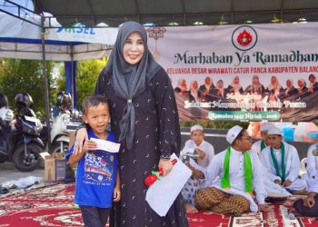 Wirawati Catur Panca Balangan Berbagi Berkah di Pasar Ramadan