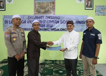 Polres Tabalong Beri Santunan ke Anak Yatim