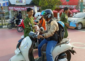 Persinas Asad Bagikan 500 Takjil