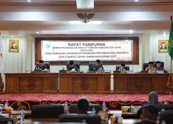 Rapat Paripurna Penyampaian LKPJ Bupati Tapin TA 2025