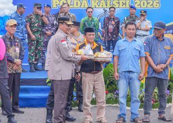 Supian HK Resmi Lepas Mudik Gratis Polda Kalsel