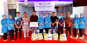 YBM dan Iwabri Kotabaru Salurkan Paket Smebako
