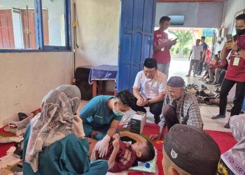 Firman Yusi Buka Khitanan Massal Gratis di Banua Lawas