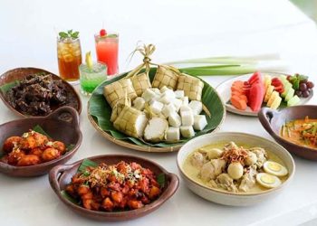 Ketupat Lebaran dalam Balutan Budaya “Rijsttafel”