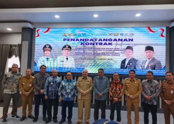 Bupati Hadiri Penandatangan MoU Pembangunan Jembatan Pulau Laut