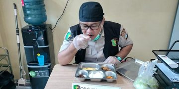 Petugas Pastikan MBG Layak Konsumsi