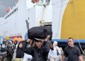 Arus Penumpang Lebaran di Pelabuhan Trisakti Naik 20 Persen