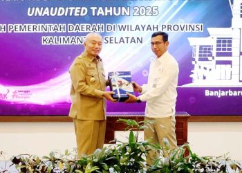 Gubernur Kalsel Serahkan LKPD Unaudited 2025