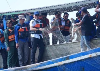 Bupati Tala Dorong Nelayan Legal dan Aman