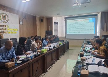 Pansus III LKPJ Rapat Dengan Lima SKPD