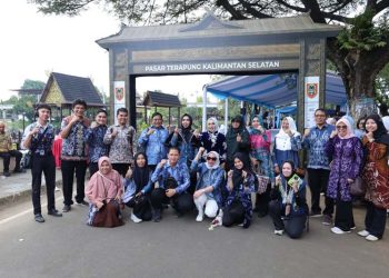 Dinas Koperasi UKM Kalsel Turut Meriahkan Pasar Terapung di TMII