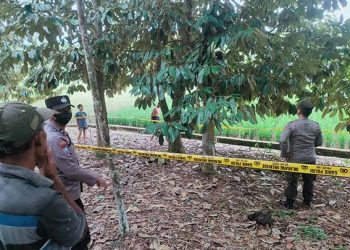 Mayat Laki-laki Ditemukan Tergantung di Garagata