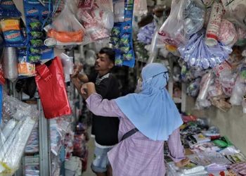 Bisnis Plastik Meningkat