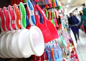 Siap-siap Ukuran Barang Berbahan Plastik Mengecil