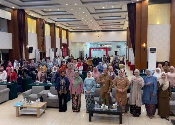 Dukung Kaum Perempuan Menjadi Pintar