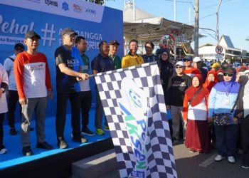 Wali Kota Buka Jalan Sehat “ASN Bangga Pakai QRIS” dalam Rangka HUT ke-62 Bank Kalsel