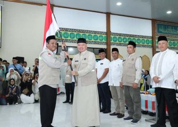 Gubernur Kalsel Lepas Jamaah Calon Haji Kloter 1