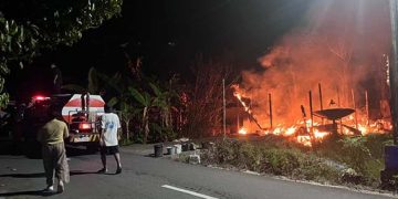Kebakaran Hanguskan Rumah di Desa Pangelak