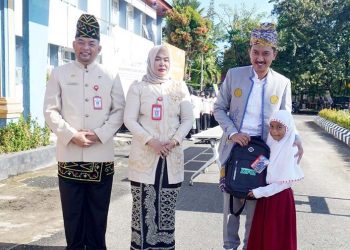 Pemkab Gelar Upacara Hardiknas