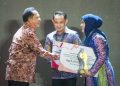 Banjarbaru Raih Penghargaan Penanggulangan Kemiskinan dan Penurunan Stunting