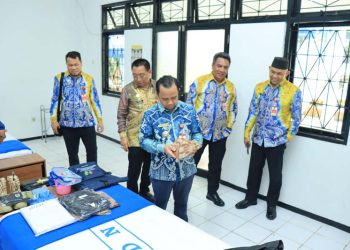 Bupati dan Wakil Bupati Tinjau Kesiapan Barak Peserta Retret