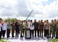 Gubernur Dampingi Wakasad Pancang Tiang Pertama
