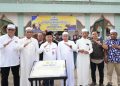 Bupati Tapin Serahkan Sapi Qurban Bantuan Kemasyarakatan Presiden