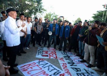 DPRD Kalsel Respon Aksi Mahasiswa