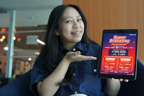 Berikan Banyak Keuntungan Pelanggan dari Diskon hingga Hiburan Digital Gratis Telkomsel bersama Erajaya resmi meluncurkan program Super Brand Day di Region 6 (Sulawesi, Papua, dan Maluku) yang berlangsung mulai 15 Juni hingga 16 Agustus 2026.(Foto:mb/ ist)