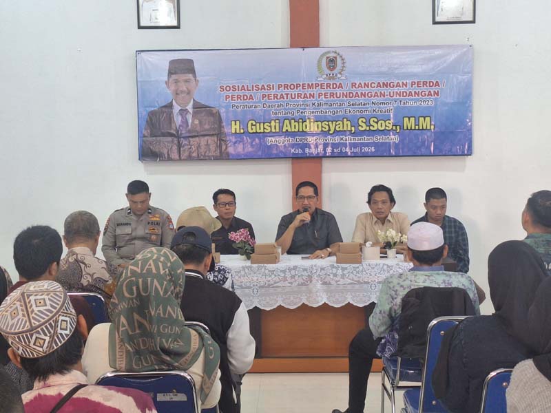 Gusti Abidinsyah Sosialisasikan Pengembangan Ekonomi Kreatif Anggota DPRD Provinsi Kalimantan Selatan (Kalsel) H Gusti Abidinsyah S.Sos MM menggelar Sosialisasi Perda Provinsi Kalsel Nomor 7 tahun 2023 tentang Pengembangan Ekonomi Kreatif. (foto;mb/rds)